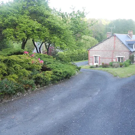 La Cour Du Pressoir Bed & Breakfast